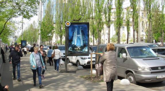 Сiтiлайт B у Києві, Сітілайт 1.2х1.8  Тараса Шевченка бул., бот.сад верх (3) Фото 1