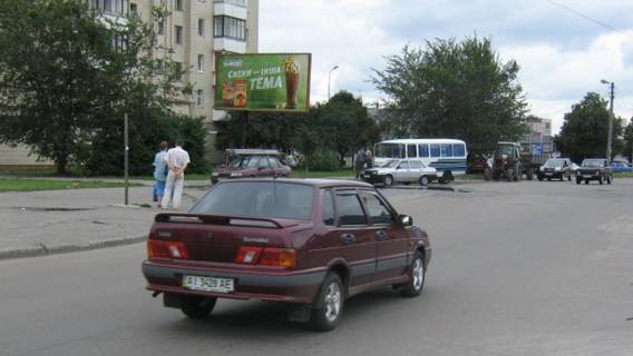 Білборд, Бігборд (Борд)  B у Білій Церкві, Щит 3x6  Привокзальна вул., 22 (навпроти центрального ж / д вокзалу, біля стоянки таксобусів) Фото 1