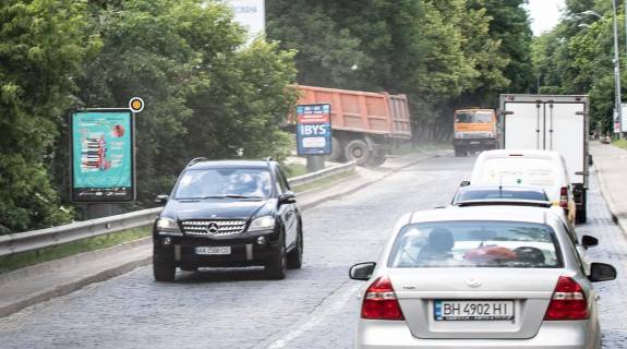 Сiтiлайт B у Києві, Сітілайт 1.2х1.8  Дніпровський узвіз 7 Фото 1