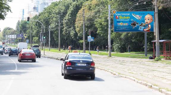 Призма A в Киеве, Призматрон 3х6  Дегтярівська вул., 58 - 235624 фото 1