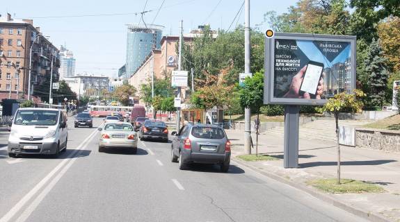 Бэклайт A в Киеве, 2.3х3.14  Січових Стрільців вул., біля скверу, навпроти буд.№91  фото 1