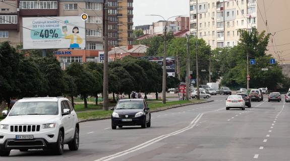 Билборд B в Хмельницком, Щит 3x6  Свободи вул., навпроти буд.№2/1, до Прибузької вул. фото 1