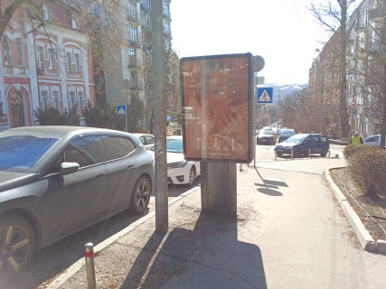 Ситилайт B в Киеве, Сітілайт 1.2х1.8  Тарасівська вул. 14 фото 2