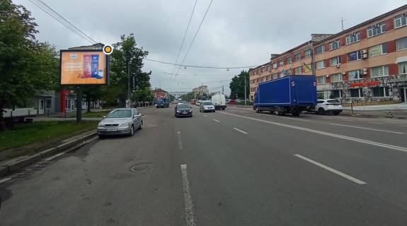 Беклайт B у Львові, Беклайт 2.3х3.14  Городоцька вул., 247, із центру Фото 1