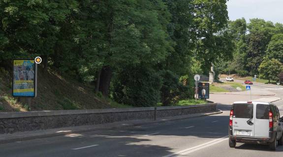 Ситилайт B в Киеве, Сітілайт 1.2х1.8  Алея Героїв Крут 5 фото 1