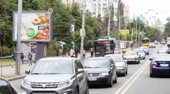 Бэклайт B в Киеве, Беклайт 2.3х3.14  Іллєнка Юрія (Мельникова) вул. 9 фото 1