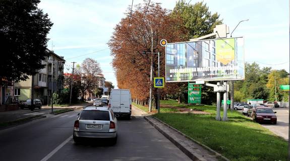 Билборд A в Львове, Щит 3x6  Городоцька вул, 217, з центру фото 1