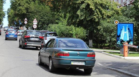 Ситилайт A в Киеве, Сітілайт 1.2х1.8  Тарасівська вул. 15а фото 8