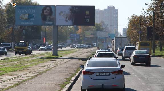 Билборд A в Одессе, Щит 3x6  Балківська вул, 83 (на розподільчій смузі) ліва фото 1