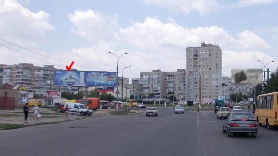 Білборд, Бігборд (Борд)  B у Херсоні, Щит 3x6  Каховська пл, лівий Фото 1