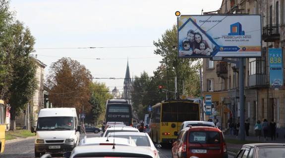 Билборд A в Львове, Щит 3x6  Городоцька вул, 191, в центр фото 1