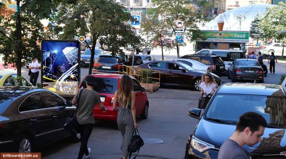 Ситилайт A в Киеве, Сітілайт 1.2х1.8  Бориса Грінченка вул. 1 фото 1