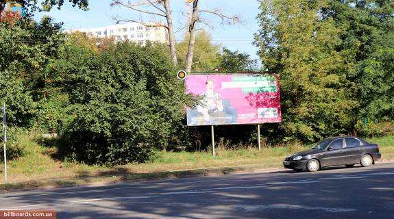 Билборд B в Львове, 3x6  Варшавская вул./Черновола пр-т, лівий фото 1
