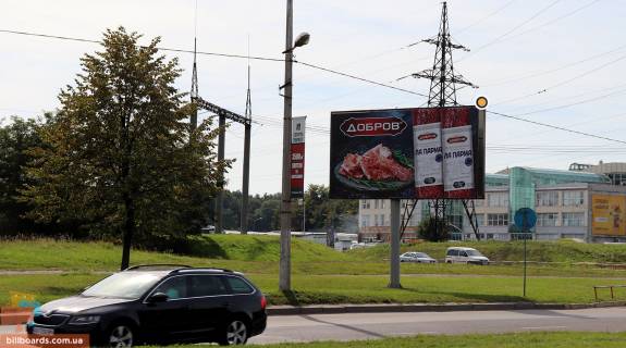 Билборд B в Львове, Щит 3x6  Хуторівка вул., біля ринку "Шувар" фото 1