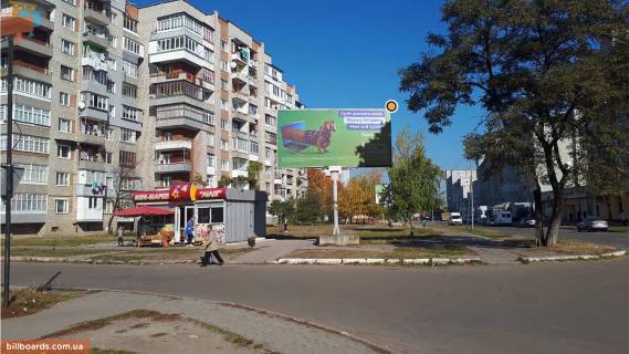 Билборд A в Шептицкий (Червоноград), Щит 3x6  Корольова вул / Івасюка вул / Бандери З вул фото 1