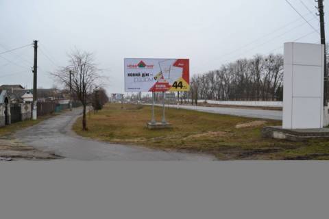 Билборд B в Василькове, 3х6  АЗС  ТНК № 1, в.Декабристів, 57 фото 1