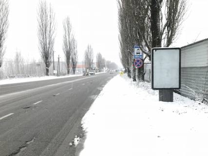 Ситилайт A в Чайки, 1,2х1,8м  Ул. Авиаконструктора Антонова, перед остановкой об. транспорта фото 1