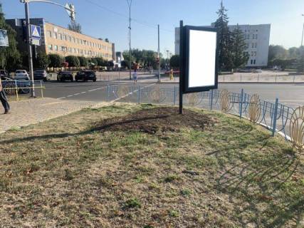 Сiтiлайт B у Бровари, 1,2*1,8  вул. Героїв України (БМР) Фото 1