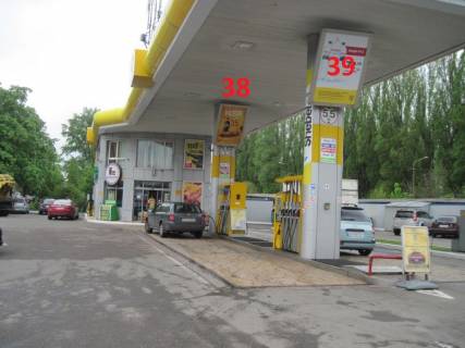 Билборд A в Киеве, 1,2х1,8  Глушкова 10 фото 1