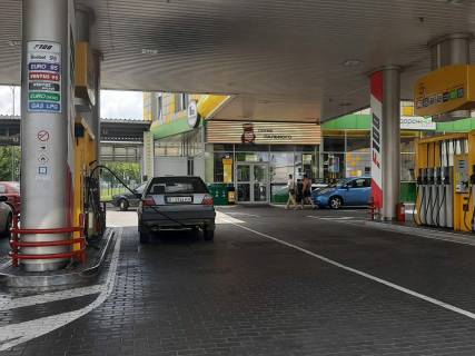 Видеоборд  в Киеве, цілодобово  Трублаїні 1Б - 526051 фото 1