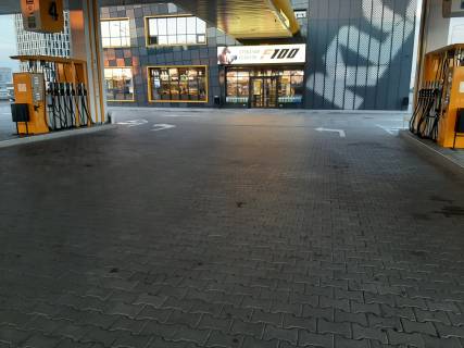 Видеоборд  у Києві, цілодобово  Бажана 2Б - 475561 Фото 1