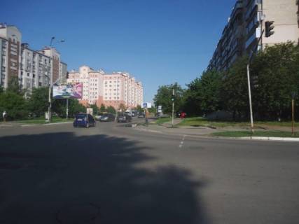 Билборд B в Бровары, 6х3  м.Бровари, вул.Грушевського, 15-А, (світлофор, перетин з вул.Н.Сотні) фото 1