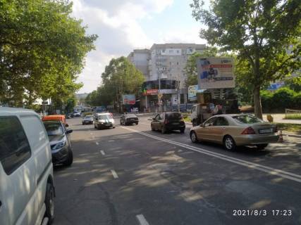 Нестандарт A у Чорноморськ (Іллічівськ), А  Мира(Ленина) угол ул. 1 Мая Фото 1