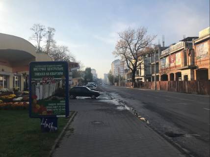 Білборд, Бігборд (Борд)  B у Івано-Франківську, 3x6  Калуське шосе (Демянів Лаз), вїзд у Івано-Франківськ Фото 1