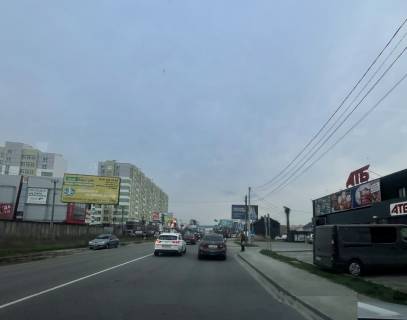 Билборд B в Крюковщине, Board 3x6м  Вул. Стуса, 16, біля  ТРЦ "РarkSmall", ЖК "Агам", перед  поворотом  до "МакДональдс", навпроти "АТБ-Маркет", "UKRINSTAL", "Таунхауси від Дніпробуд", на виїзді з м. Вишневе, вїзд в с. Крюківщина, рух із Києва на Тарасівка фото 1