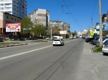 Билборд B в Хмельницком, 3x6  Мирного вул. 27/3 (спортклуб Бульдозер) фото 1