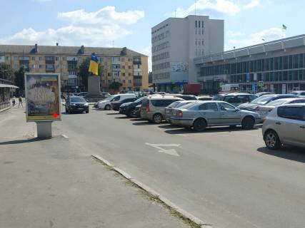 Нестандарт B у Хмельницькому Проскурівська вул., 107, біля залізничного вокзалу, (1) Фото 1