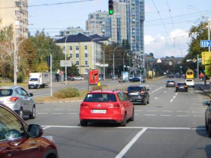 Билборд A в Киеве, 1.2x1.8  Алмазова генерала вул. 11 фото 1