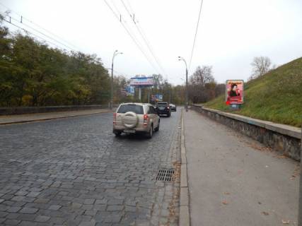 Білборд, Бігборд (Борд)  A у Києві, 1.2x1.8  Подільський узвіз Фото 1