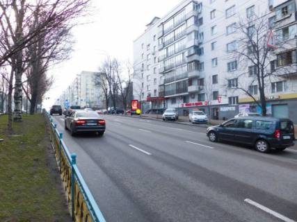 Білборд, Бігборд (Борд)  A у Києві, 1.2x1.8  Лесі Українки бульв. 22 Фото 1