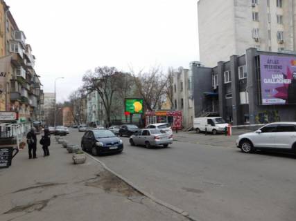 Билборд A в Киеве, free  Некрасівська вул. 1 напроти фото 1