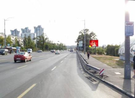 Скроллер A в Киеве, 3,14x2,32  Соборності пр-т (Возз'єднання) в центр, за пішохідним мостом на Русанівку - 231731 фото 1