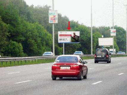 Беклайт B у Києві Бориспільська траса км 27 з Києва Фото 1