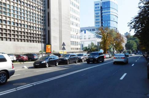 Білборд, Бігборд (Борд)  B у Києві, 1.2x1.8  Кловський узвіз, 7 Фото 1