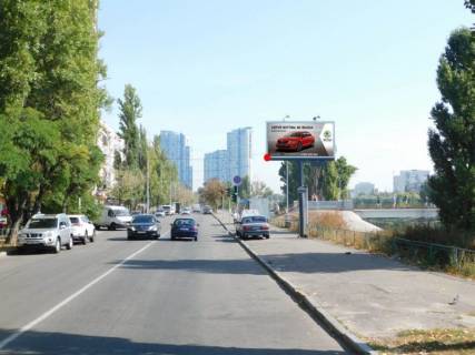 Призматрон, Призма A у Києві, 2x4  Шамо Ігоря вул. 1, світлофор, поруч супермаркет "Фора", напрямок в сторону Дарницької пл. - 183835 Фото 1