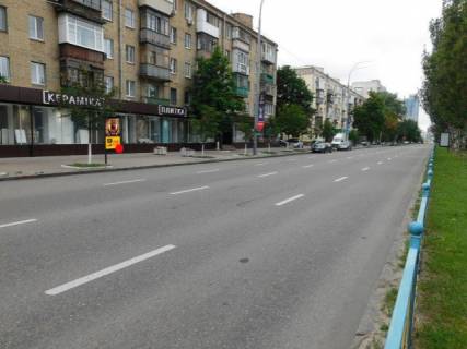 Билборд B в Киеве, 1.2x1.8  Лесі Українки бульв. 20 фото 1
