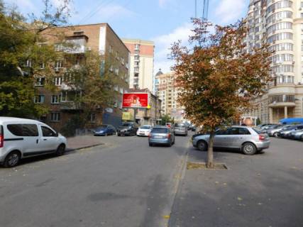 Призматрон, Призма B у Києві, 4x2  Златоустівська вул. 51 - 433916 Фото 1