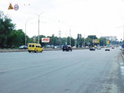 Билборд B в Киеве, 5,76x2,86  Заболотного академіка вул. 3, супермаркет "АТБ", рух в напрямку з Києва фото 1