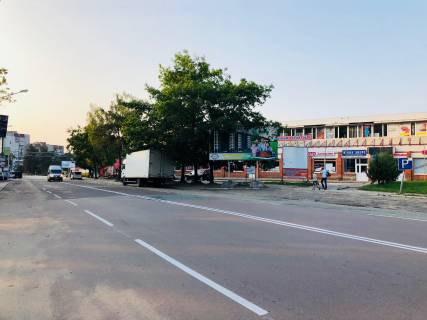 Білборд, Бігборд (Борд)  A у Новояворівську вул.І.Франка, 2 (Ринок Юнко) Фото 1