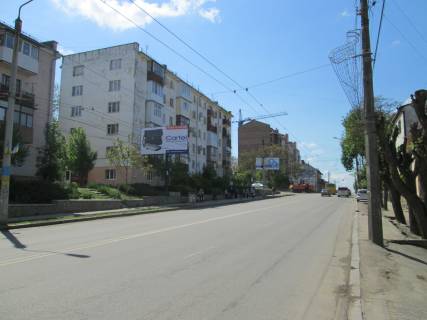 Білборд, Бігборд (Борд)  B у Чернівцях Героїв Майдану 43 Фото 1