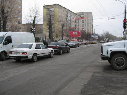 Білборд, Бігборд (Борд)  B у Тернополі, 6х3  15 квітня - навпроти Бойчуків ("Сільпо") Фото 1