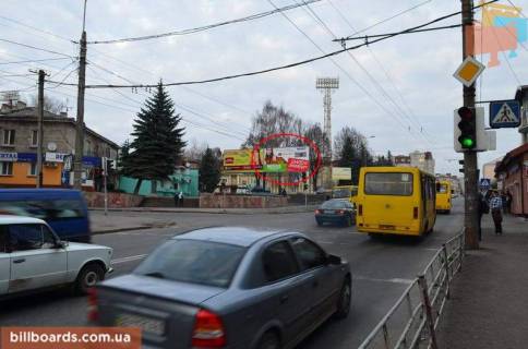 Билборд B в Тернополе, 6х3  Бандери (стадіон) місце 2, Б правий фото 1