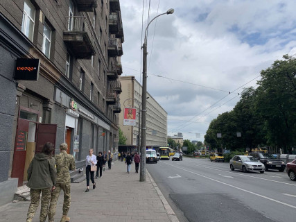 Нестандарт B в Львове, 0,7*1,0  пр.Чорновола фото 1