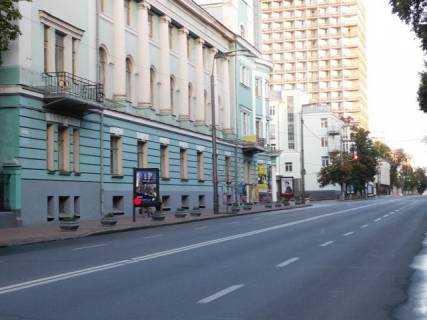 Сітіскролл B у Києві, 1.2x1.8  Грушевського Михайла вул., 30/1 (Маріїнський парк, Міністерство оборони України), в напрямку метро Поштова пл. Фото 1