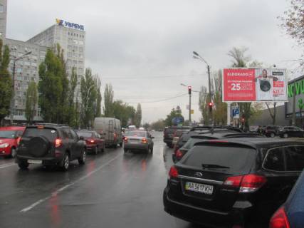 Призматрон, Призма A у Києві, 6x3  Сверстюка Є. вул.(Раскової М.)  навпроти буд. № 15 ("Novus", "УКРБУД", "Приват Банк", "Український професійний банк"), в напрямку Соборності просп. - 254122 Фото