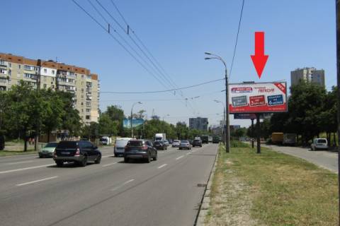 Призма A в Киеве, 6x3  Правди просп., 17В (супермаркет "Varus", Watsons), в напрямку  Вишгородська вул. - 182538 фото 1
